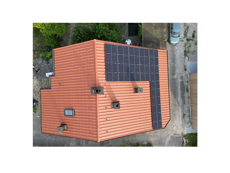 Familie R. aus Mattersburg - Umdeckarbeiten Dachbereich - Structa Dachplatte